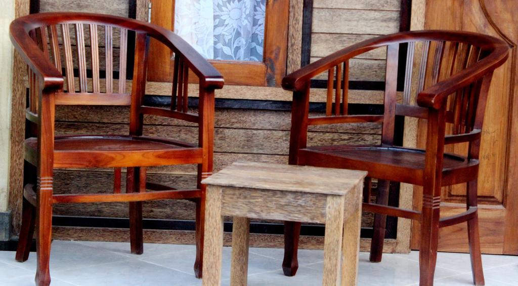 Surya Home Stay Nusa Lembongan  Bilik gambar