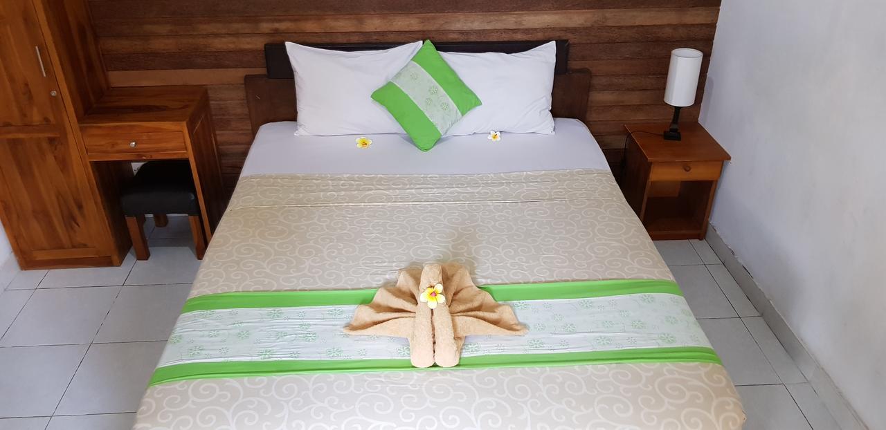 Surya Home Stay Nusa Lembongan  Luaran gambar