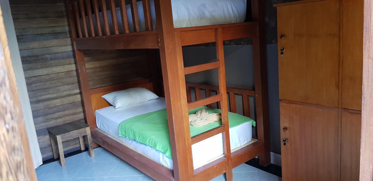 Surya Home Stay Nusa Lembongan  Luaran gambar